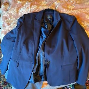 Navy blazer top worn once